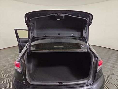 Used 2020 Toyota Corolla SE FWD image 30
