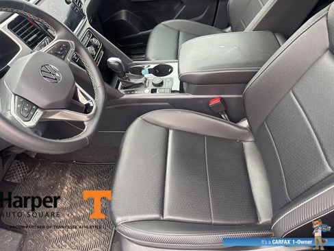 Used 2023 Volkswagen Atlas Cross Sport SE image 13