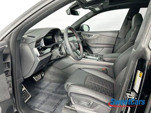 Used 2025 Audi RS Q8 performance AWD/4WD image 9
