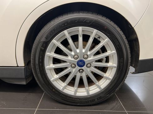 Used 2015 Ford C-MAX Energi SEL w/ Equipment Group 302A image 7