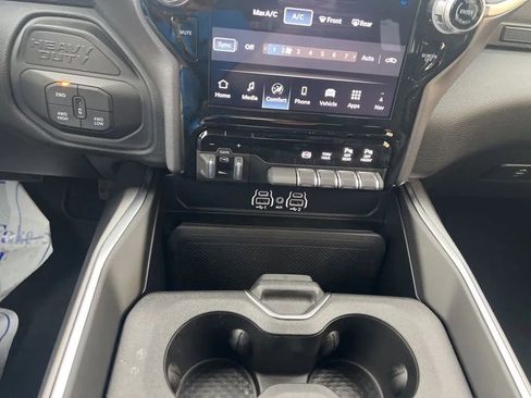 Used 2025 RAM 2500 Big Horn AWD/4WD image 20