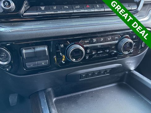 Used 2024 Chevrolet Silverado 2500 High Country w/ Technology Package image 21