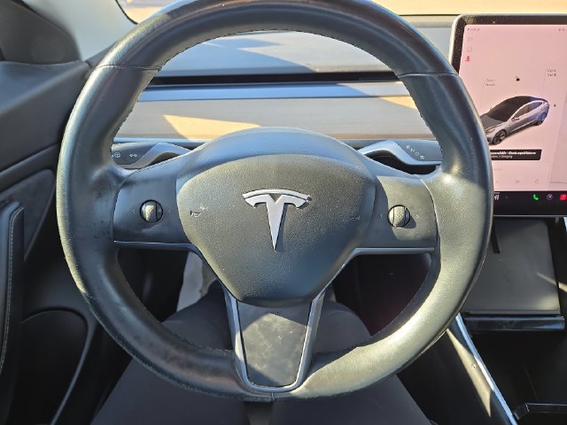 Used 2018 Tesla Model 3 Performance AWD/4WD image 16