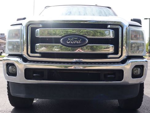 Used 2015 Ford F250 Lariat w/ Lariat Ultimate Package AWD/4WD image 13