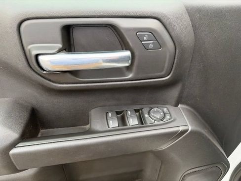 Used 2023 GMC Sierra 1500 Pro w/ Graphite Edition AWD/4WD image 8