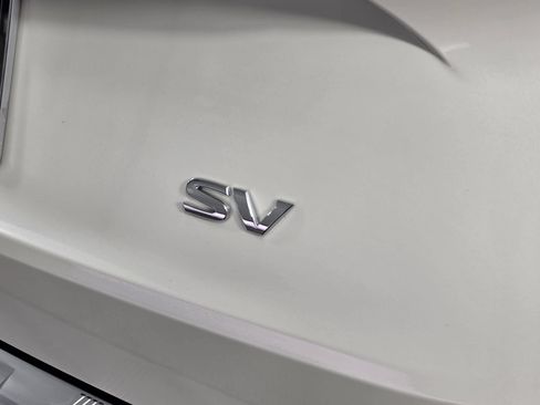 Used 2021 Nissan Rogue SV w/ Premium Package FWD image 13