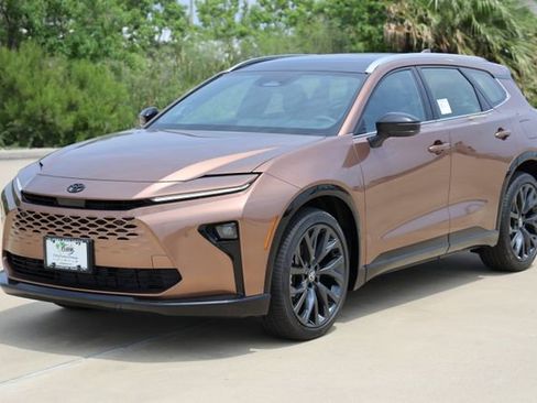 New 2026 Toyota Crown Signia AWD/4WD image 3