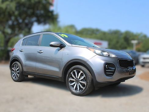 Used 2019 Kia Sportage EX w/ EX Premium Package AWD/4WD image 3