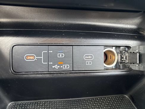 Certified 2025 Hyundai Tucson SE FWD image 18
