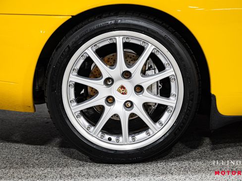 Used 2001 Porsche 911 Carrera 4 image 11