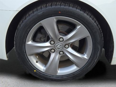 Used 2012 Acura TL SH-AWD image 8