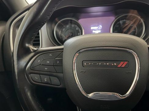 Used 2022 Dodge Charger SXT RWD image 22