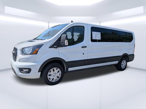 Used 2023 Ford Transit 350 XLT RWD image 7