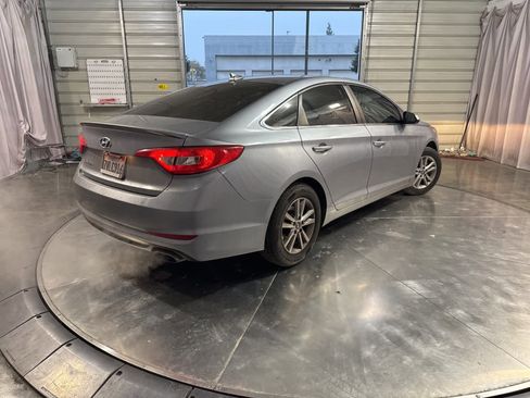 Used 2017 Hyundai Sonata SE image 5