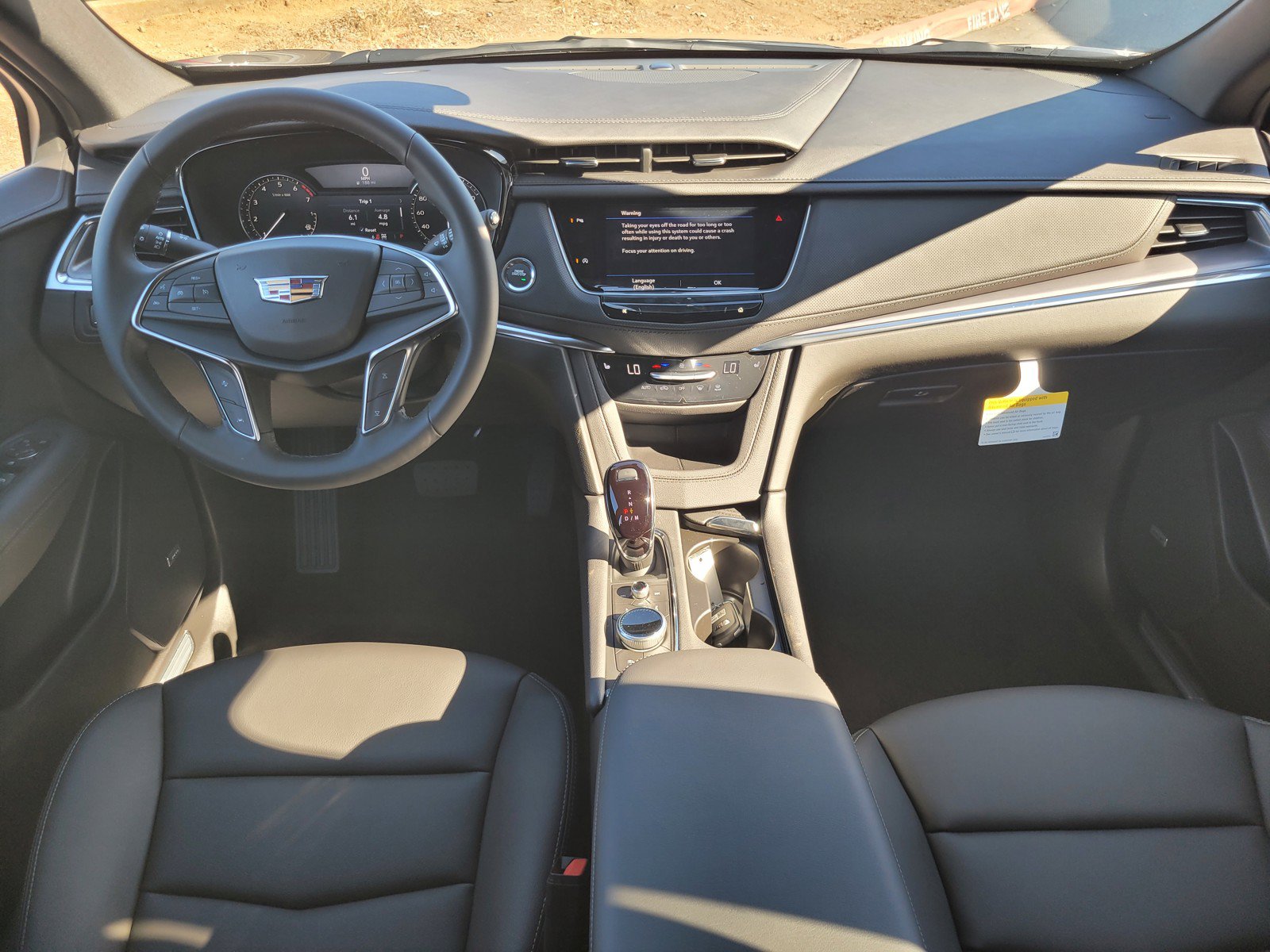 New 2026 Cadillac XT5 Luxury w/ LPO, ONYX Package AWD/4WD image 7
