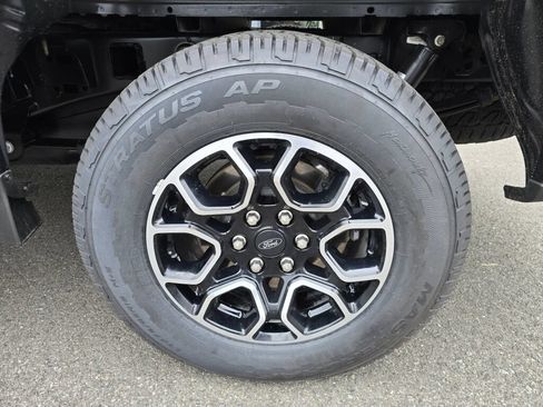 Used 2021 Ford F150 XLT w/ Equipment Group 302A High AWD/4WD image 9