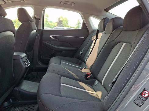 Used 2022 Hyundai Sonata Blue FWD image 13