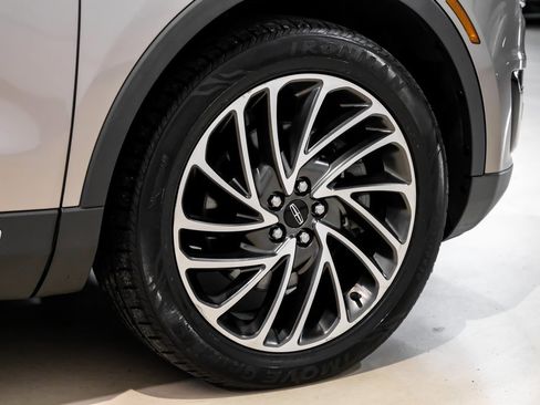 Used 2019 Lincoln Nautilus Reserve image 72