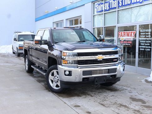 Used 2015 Chevrolet Silverado 2500 LTZ image 43