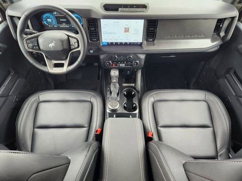 Used 2025 Ford Bronco Big Bend w/ Black Diamond Package image 26