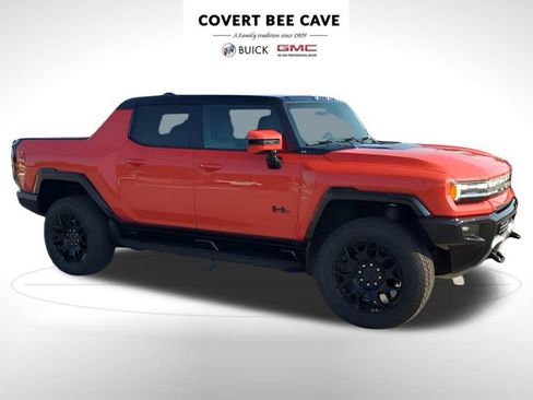 New 2025 GMC Hummer EV 2X w/ LPO, Dark Essentials Package image 12