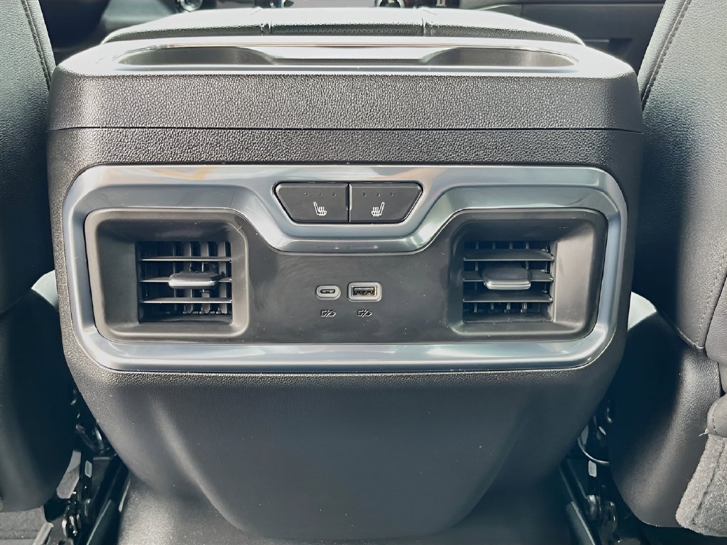 Used 2026 Chevrolet Silverado 1500 LTZ AWD/4WD image 27