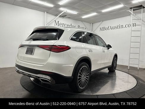 Certified 2026 Mercedes-Benz GLC 300 image 8