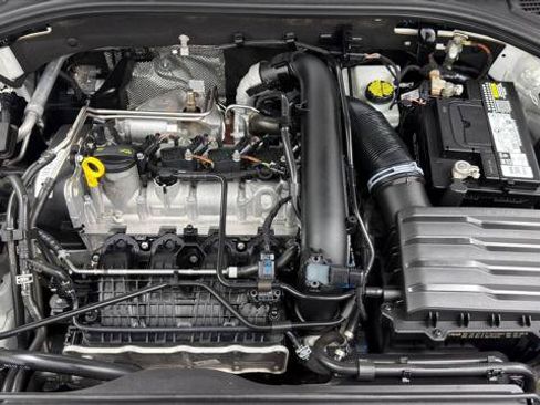 Used 2020 Volkswagen Jetta SE w/ SE Cold Weather Package FWD image 37