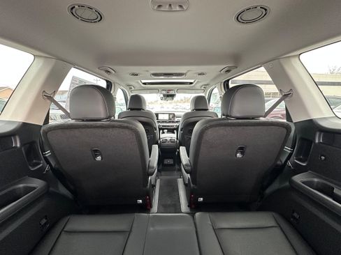 New 2025 Kia Telluride S image 13