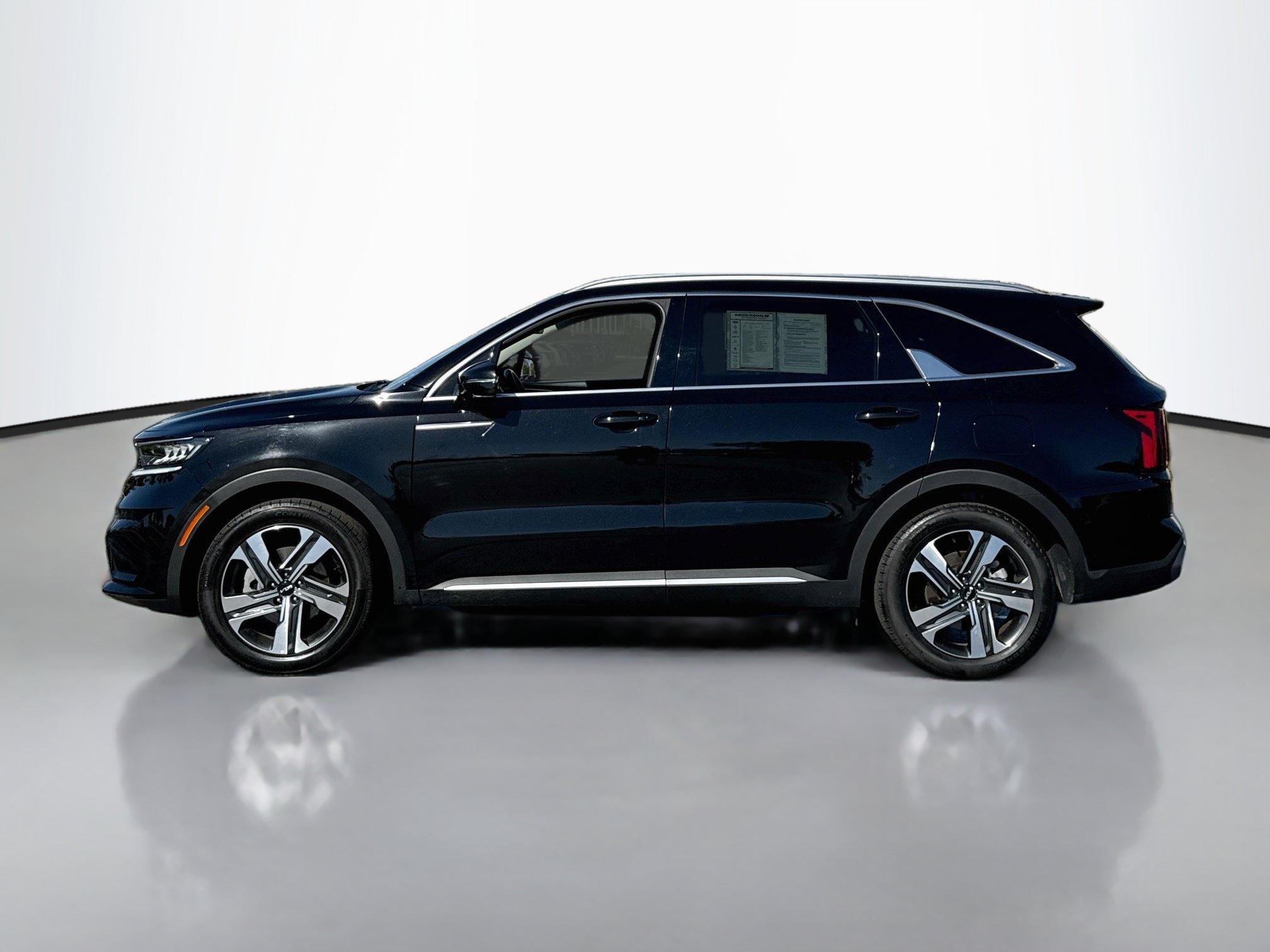 Used 2023 Kia Sorento EX AWD/4WD image 4