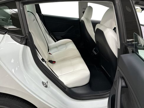 Certified 2023 Tesla Model 3 Long Range AWD/4WD image 11