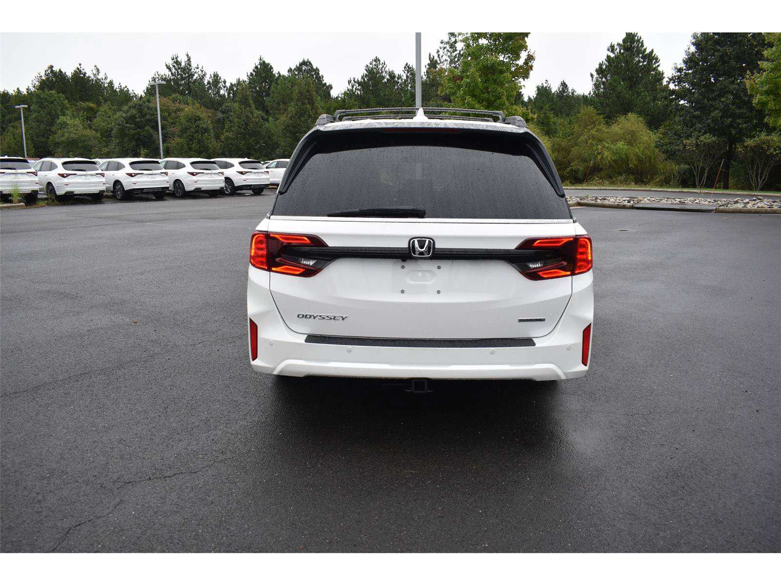 New 2027 Honda Odyssey Touring image 6