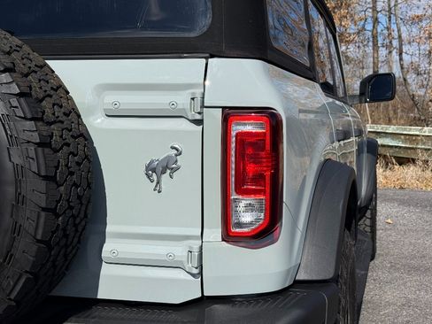 Used 2024 Ford Bronco Black Diamond image 9