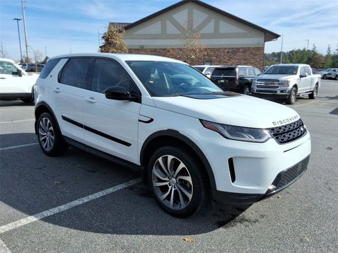 Used 2022 Land Rover Discovery Sport SE image 3