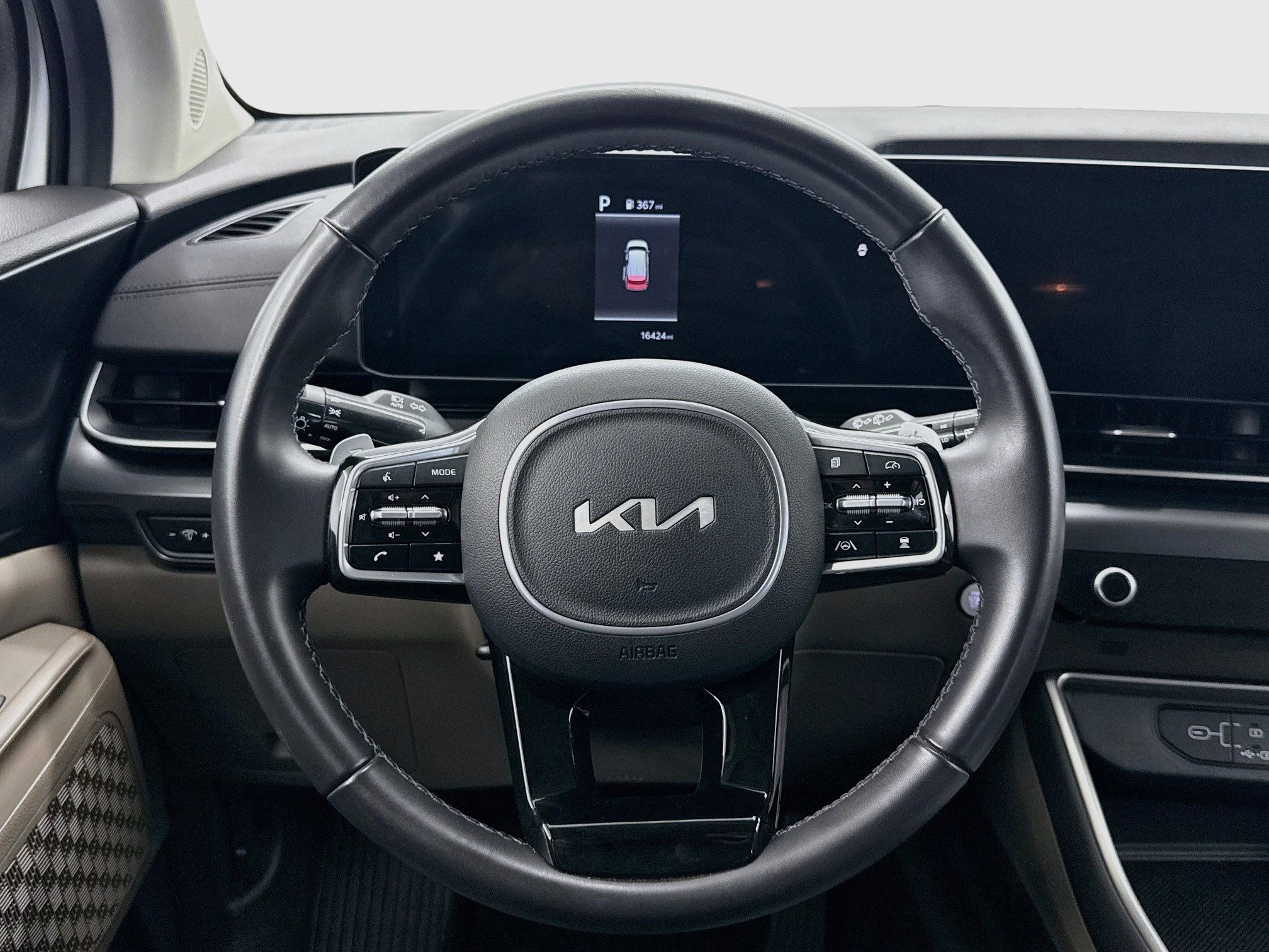 Used 2026 Kia Carnival LXS FWD image 18