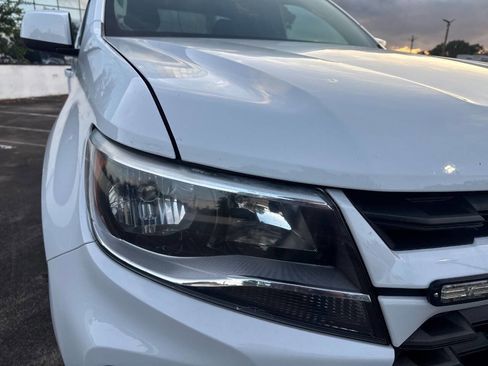 Used 2022 Chevrolet Colorado LT w/ Fleet Safety Package RWD image 10