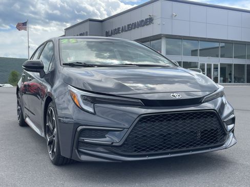 Used 2025 Toyota Corolla FX w/ Convenience Package FWD image 1