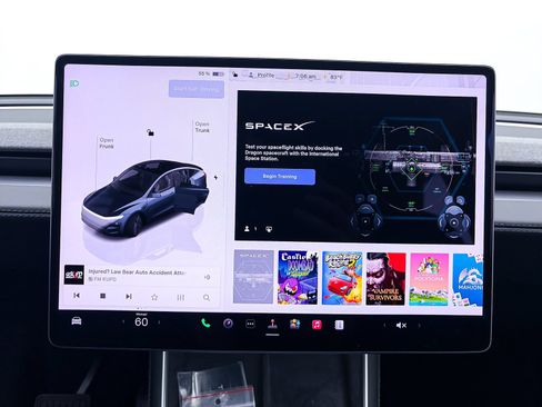 Used 2026 Tesla Model Y Long Range RWD image 5