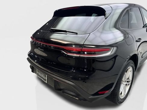 Used 2024 Porsche Macan AWD/4WD image 18