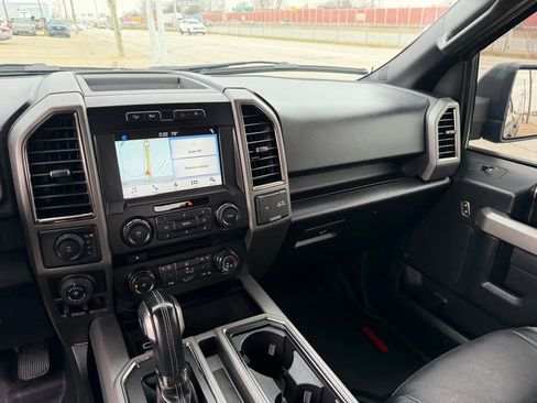 Used 2018 Ford F150 Raptor w/ Equipment Group 801A Mid AWD/4WD image 22