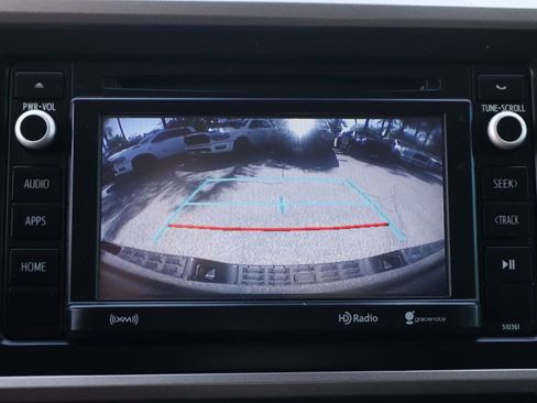 Used 2019 Toyota Tacoma SR5 RWD image 32