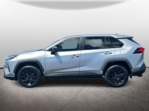 Used 2023 Toyota RAV4 LE FWD image 2