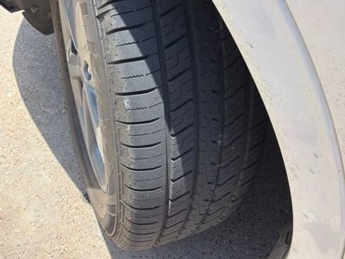Used 2023 Ford Escape ST-Line w/ Tech Pack #1 FWD image 3