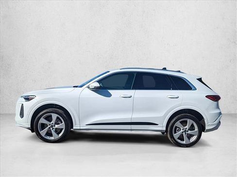 New 2025 Audi Q5 Premium Plus image 9