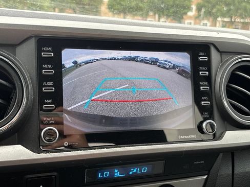 Used 2021 Toyota Tacoma SR5 RWD image 19