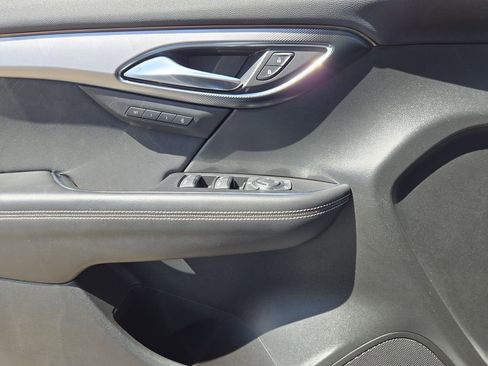Used 2025 Buick Envision Sport Touring AWD/4WD image 18
