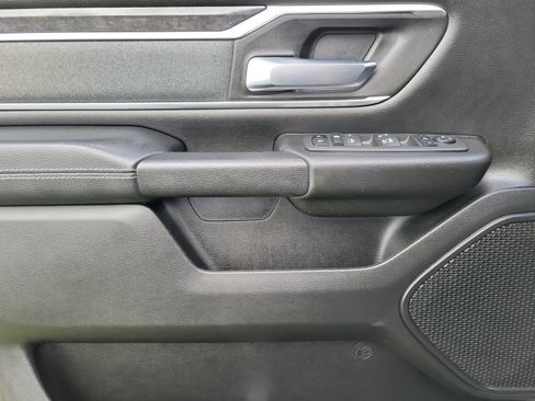Used 2022 RAM 1500 Big Horn AWD/4WD image 14