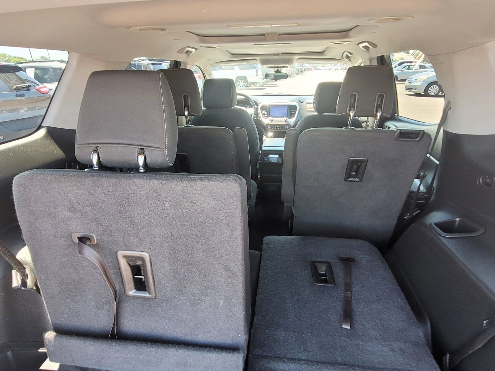 Used 2017 GMC Acadia SLE w/ Driver Alert Package I FWD image 21