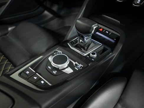 Used 2023 Audi R8 V10 performance image 32