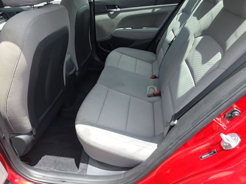Used 2020 Hyundai Elantra SEL w/ Convenience Package (C2) FWD image 14